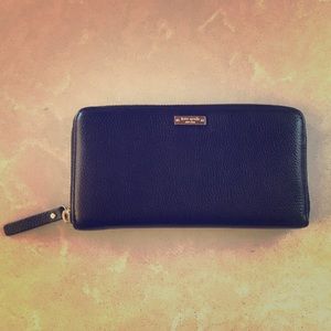 Kate spade zip wallet